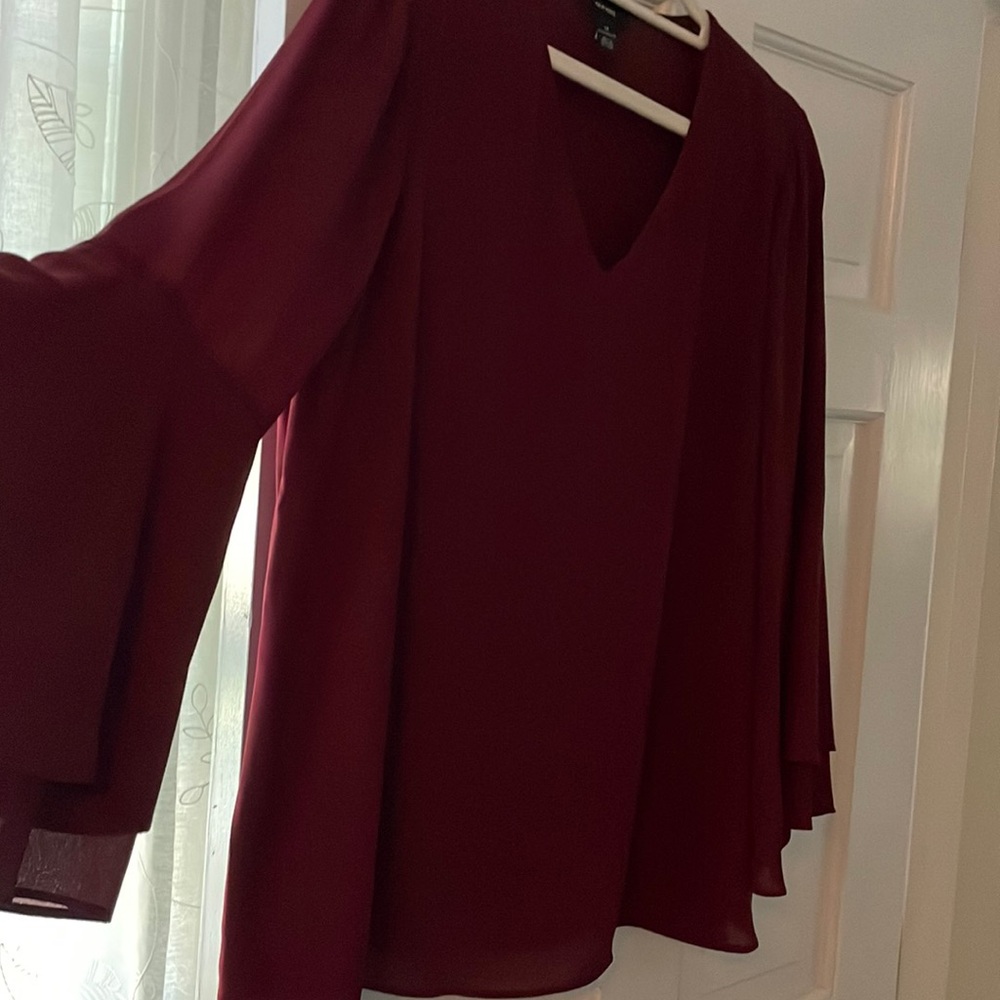 Alfani v-neck lined top